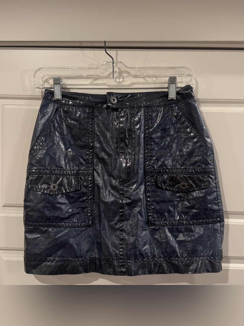 FREE PEOPLE Navy Blue Shiny Mini-Skirt Women’s Size 0